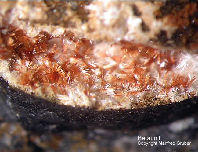 Sauerland Mineralien Arnsberg A46 Beraunit