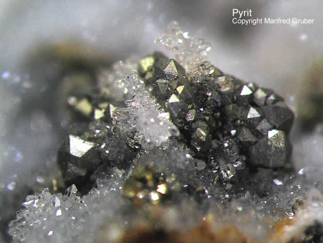 Schwarzwald Mineralien Artenberg Pyrit