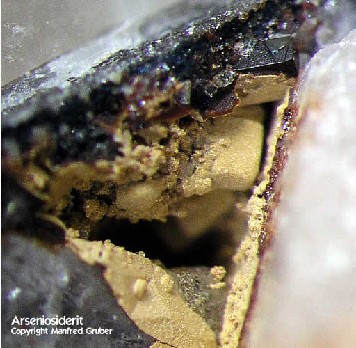 Mineralien Grube Clara Arseniosiderit Schwarzwald
