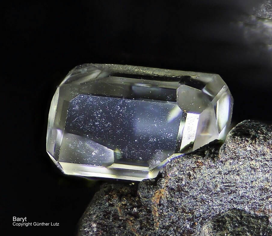 Schwarzwald Mineralien Grube Clara Baryt Hausach