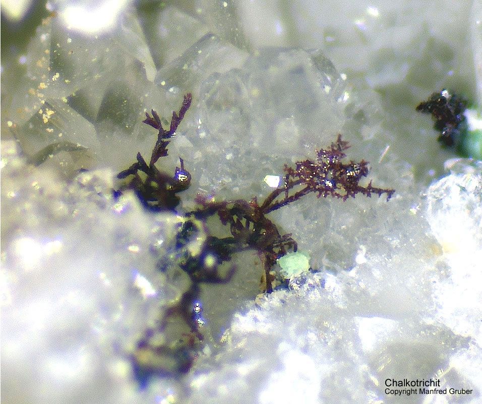 Grube Clara Mineralien Chalkotrichit Schwarzwald