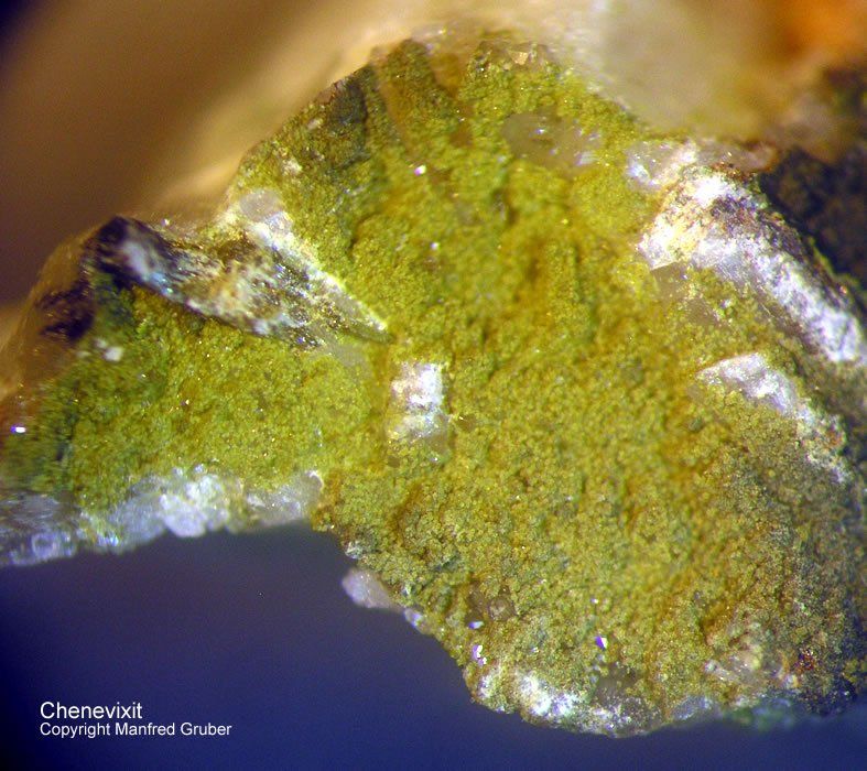 Grube Clara Mineralien Chenevixit Schwarzwald