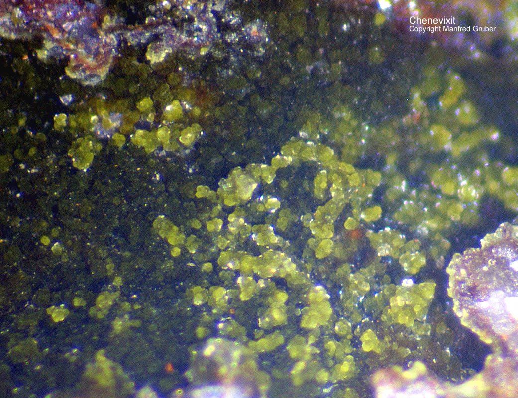 Grube Clara Mineralien Chenevixit Schwarzwald Hausach