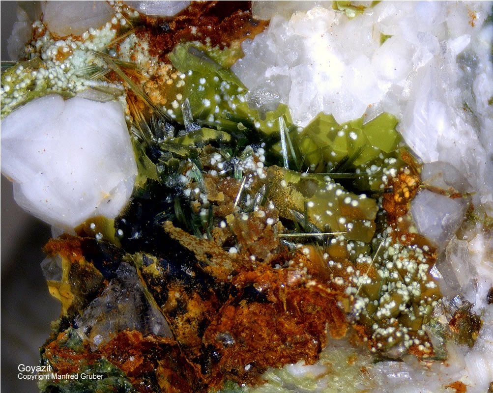 Grube Clara Mineralien Goyazit Schwarzwald