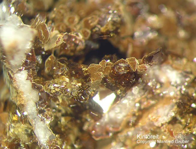 Grube Clara Mineralien Kintoreit Schwarzwald Hausach