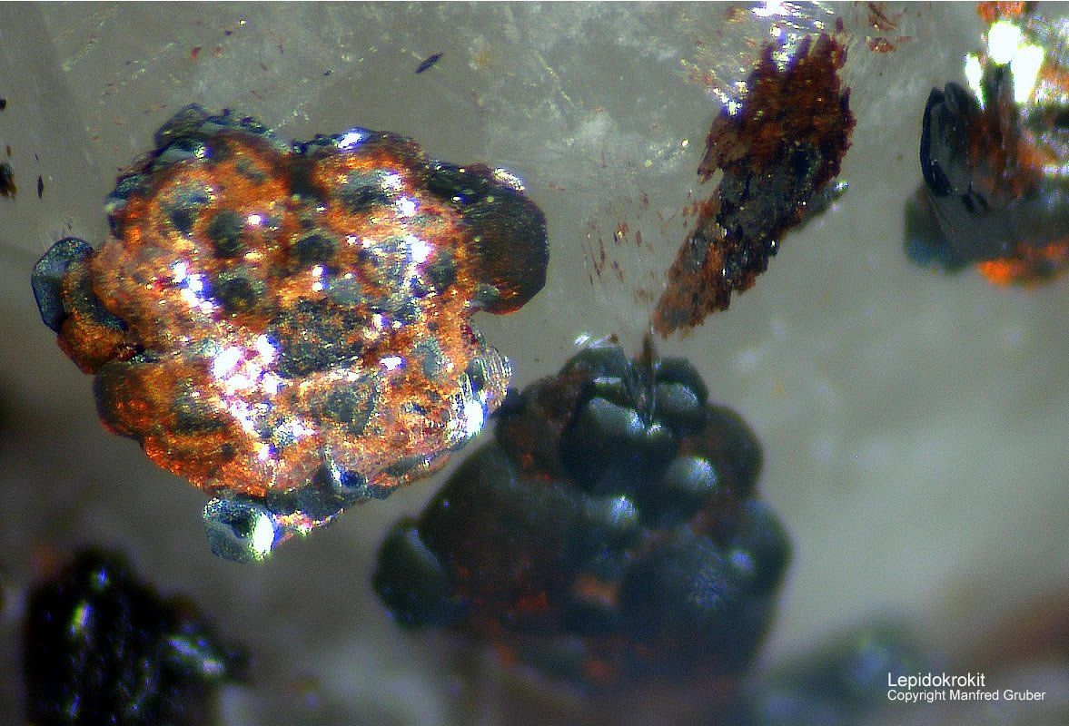 Grube Clara Mineralien Lepidokrokit Schwarzwald Hausach
