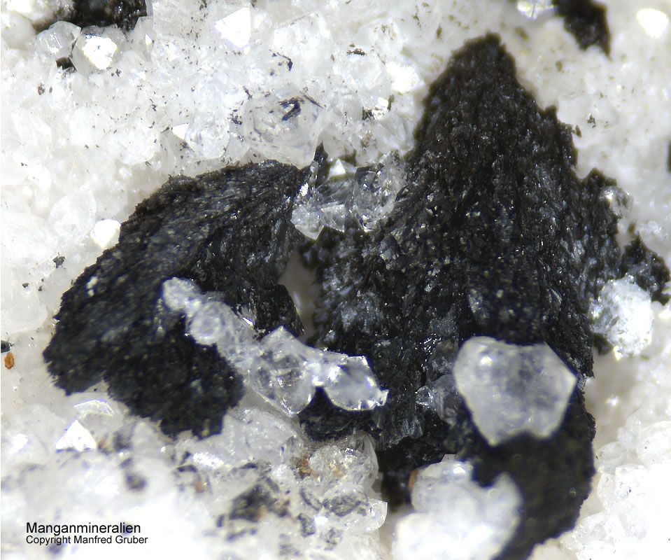 Grube Clara Mineralien Manganogel Schwarzwald Hausach