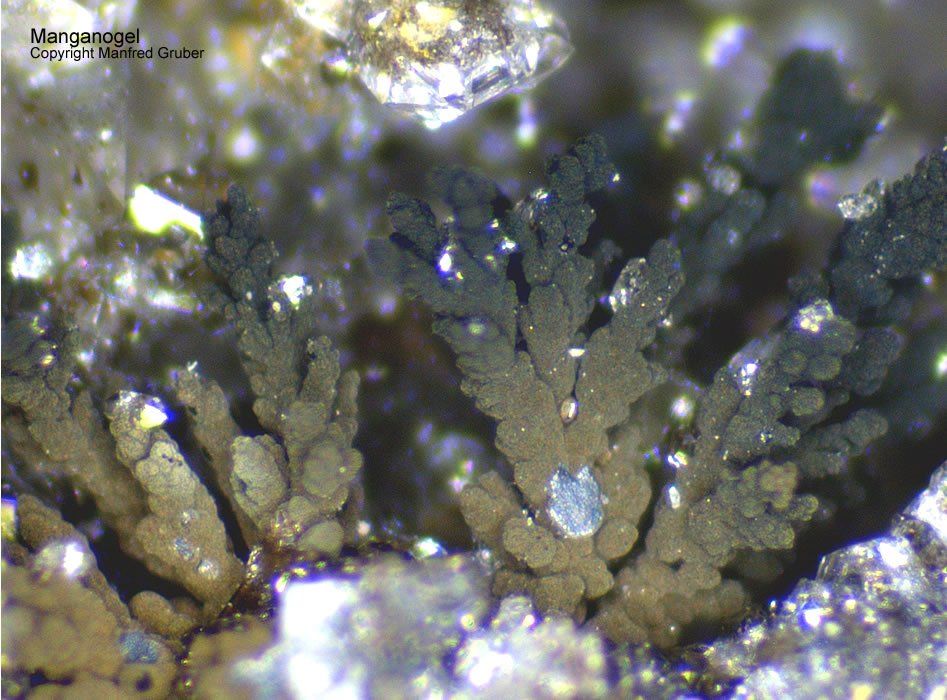 Grube Clara Mineralien Manganogel Schwarzwald Hausach