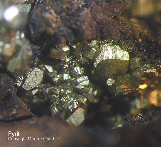 Grube Clara Mineralien Pyrit Schwarzwald Hausach