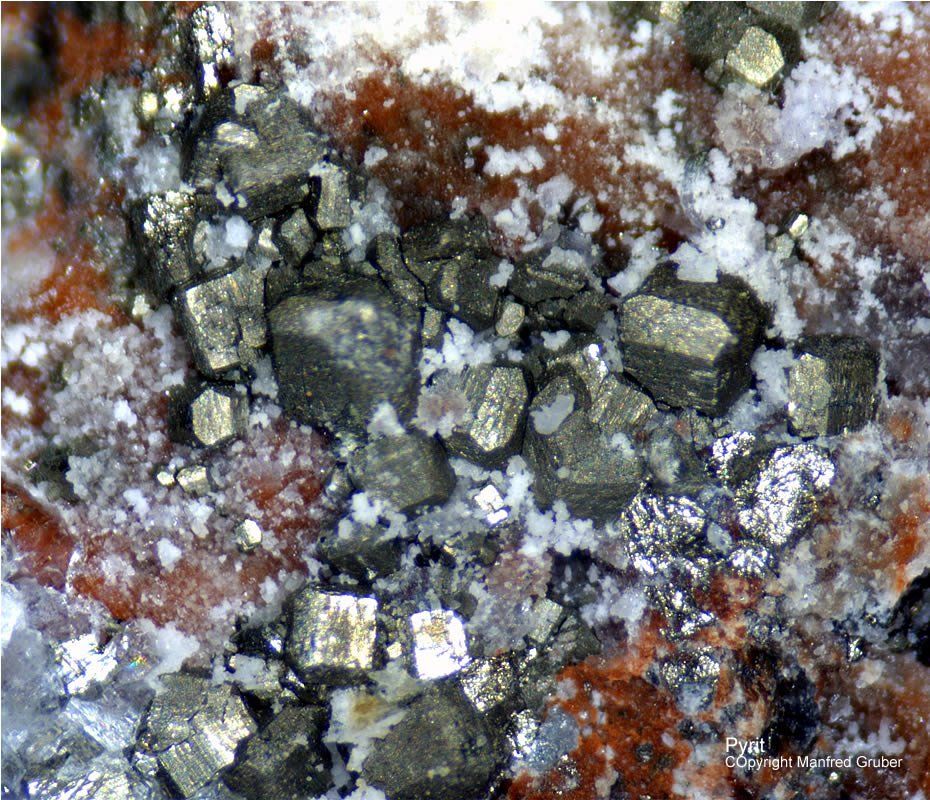 Grube Clara Mineralien Pyrit Schwarzwald Hausach