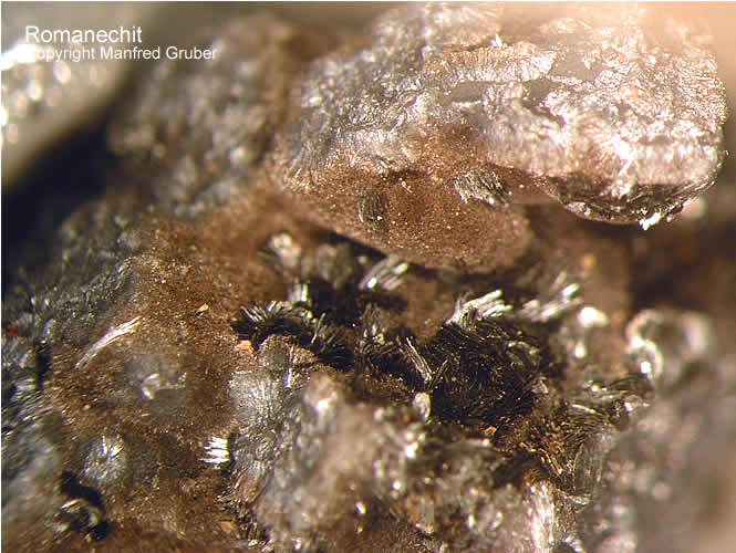 Grube Clara Mineralien Romanèchit Schwarzwald Hausach