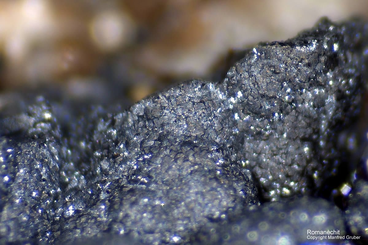 Grube Clara Mineralien Romanèchit Schwarzwald Hausach