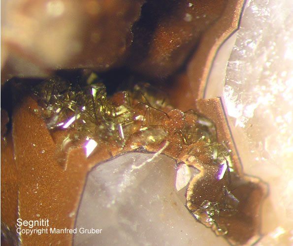 Grube Clara Mineralien Segnitit Schwarzwald Hausach