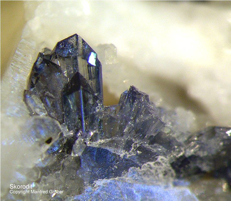 Grube Clara Mineralien Skorodit Schwarzwald Hausach