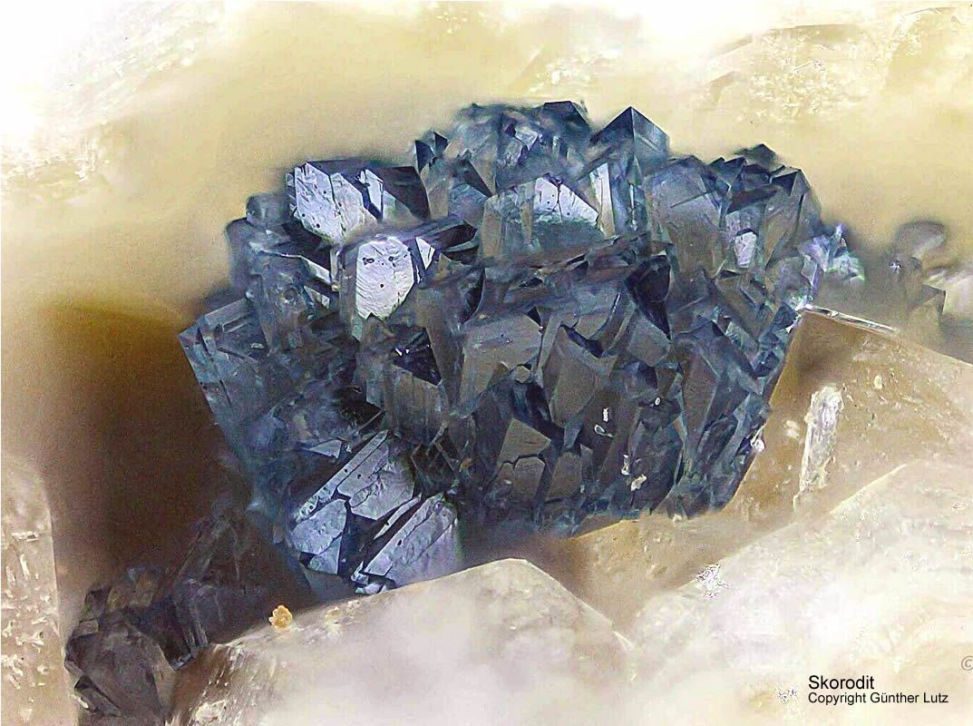 Grube Clara Mineralien Skorodit Schwarzwald Hausach