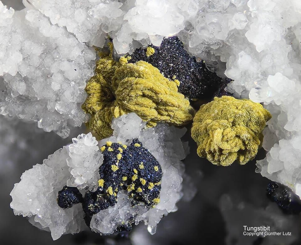 Grube Clara Mineralien Tungstibit Schwarzwald Hausach