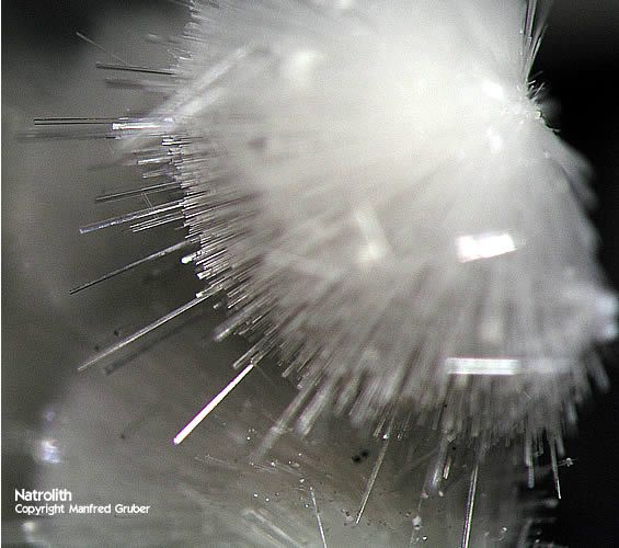 Vogelsberg Mineralien Gaulsberg Natrolith