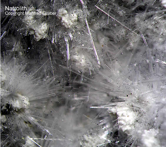 Vogelsberg Mineralien Gaulsberg Natrolith