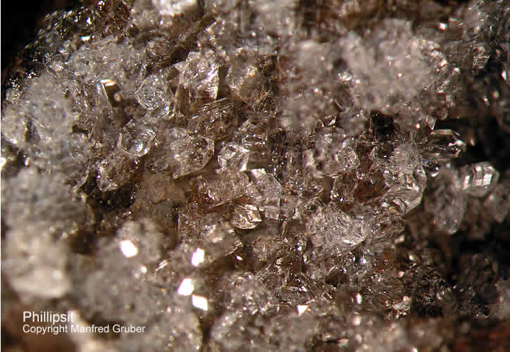 Vogelsberg Mineralien Gedern Phillipsit