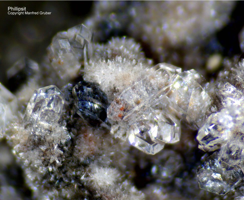 Vogelsberg Mineralien Gedern Phillipsit