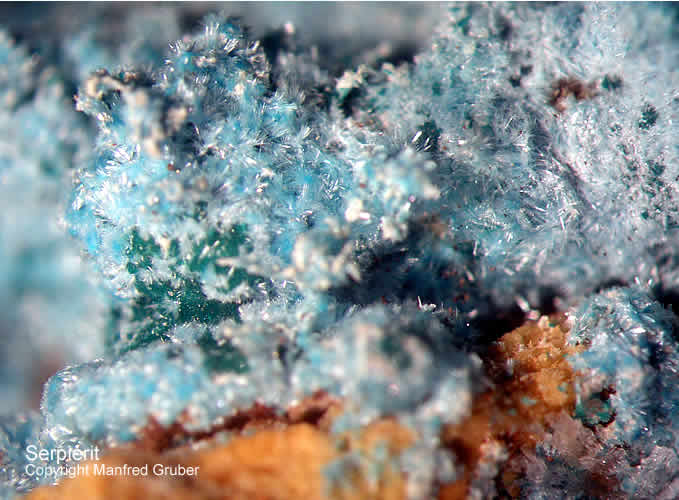 Sauerland Mineralien Genna Letmathe Serpierit