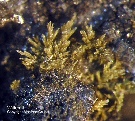 Sauerland Mineralien Genna Letmathe Willemit