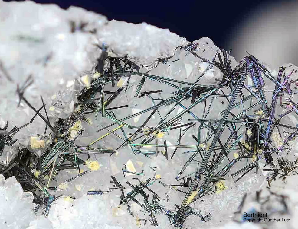 Schwarzwald Mineralien Grube Gründenwald Berthierit