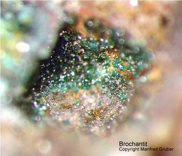 Hessen Mineralien Heddernheim Brochantit