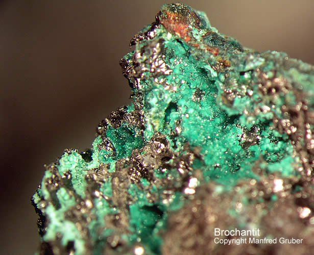 Hessen Mineralien Heddernheim Brochantit