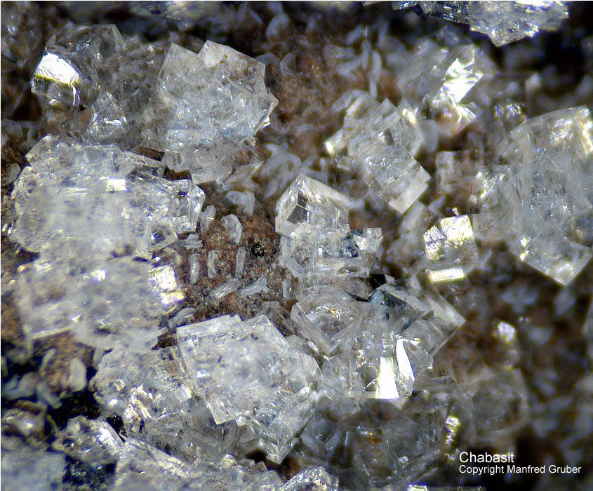 Vogelsberg Mineralien Herbstein Chabasit