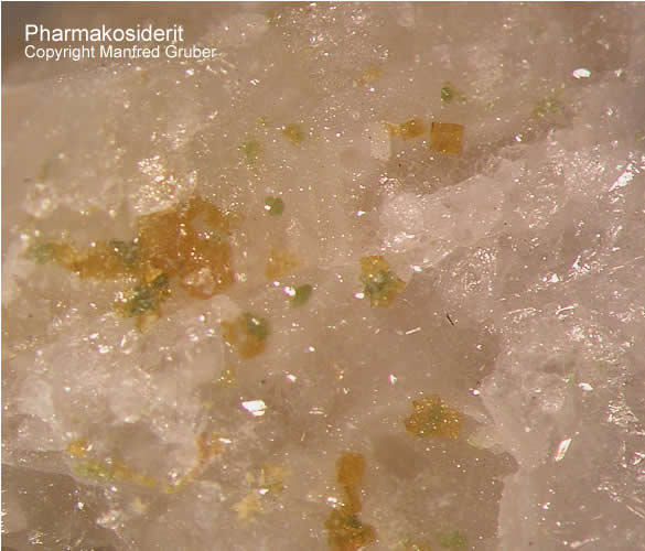 Mineralien Schwarzwald Käfersteige Pharmakosiderit Ba