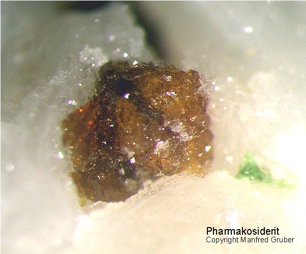 Mineralien Schwarzwald Käfersteige Pharmakosiderit Ba