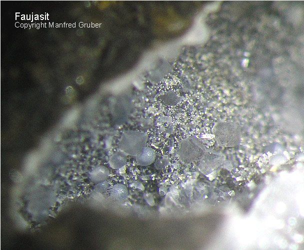 Mineralien Kaiserstuhl Limberg Faujasit