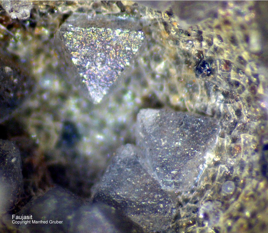 Mineralien Kaiserstuhl Limberg Faujasit