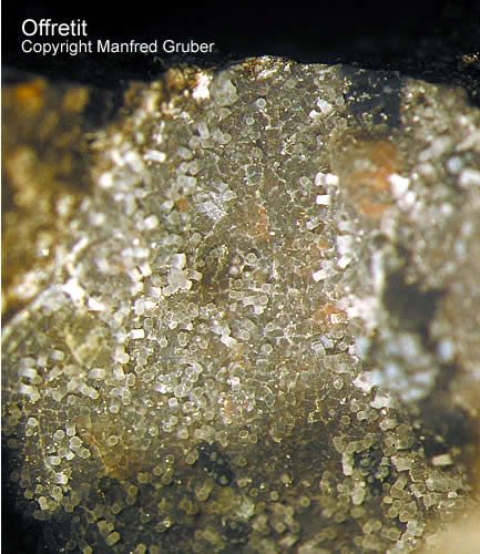 Mineralien Kaiserstuhl Limberg Offretit