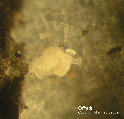 Mineralien Kaiserstuhl Limberg Offretit