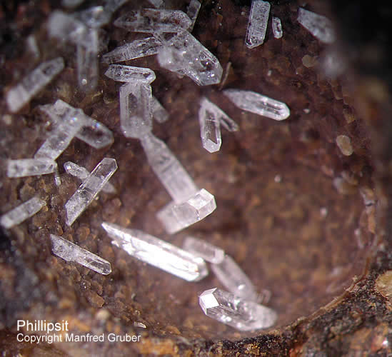 Mineralien Kaiserstuhl Limberg Phillipsit