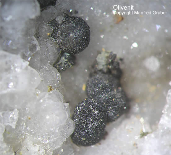 Mineralien Schwarzwald Neubulach Olivenit