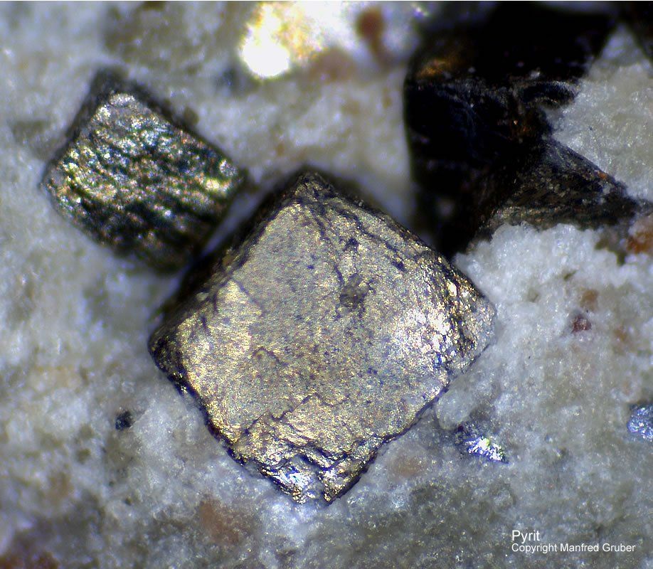 Mineralien Schwarzwald Neubulach Pyrit