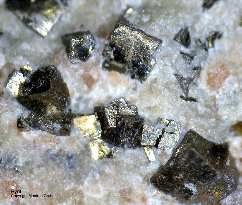 Mineralien Schwarzwald Neubulach Pyrit