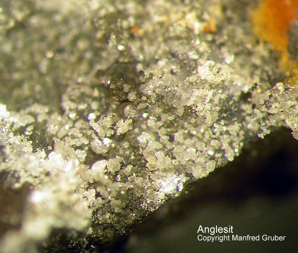 Siebengebirge Mineralien Rheinbreitbach Anglesit