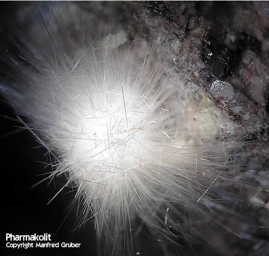 Mineralien Schwarzwald Schmiede Stollen Pharmakolith