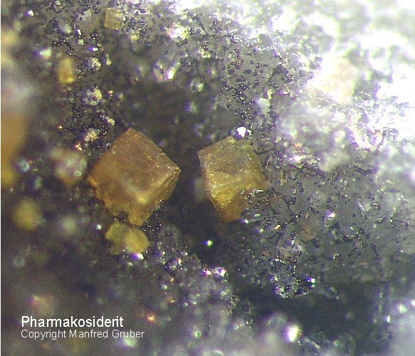 Mineralien Schwarzwald Schmiede Stollen Pharmakosiderit