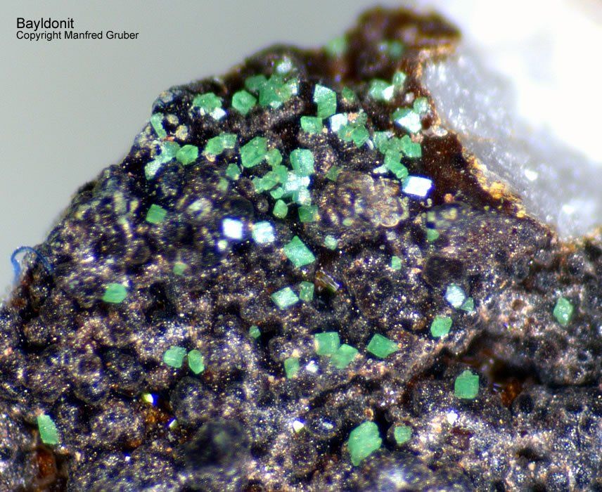 Mineralien Schwarzwald Silberbrünnle Haigerachtal Bayldonit