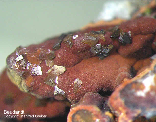 Mineralien Schwarzwald Silberbrünnle Haigerachtal Beudantit