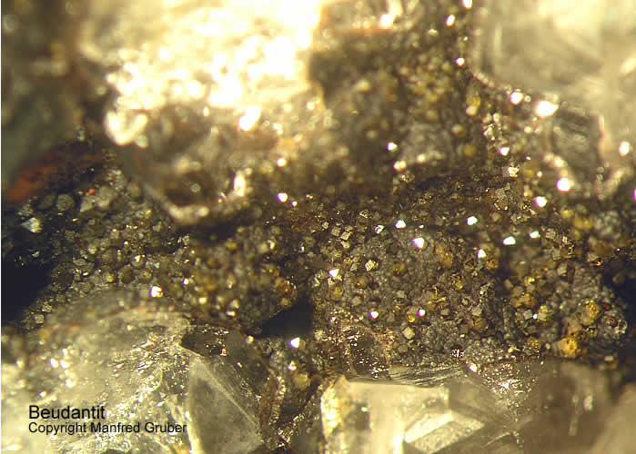 Mineralien Schwarzwald Silberbrünnle Haigerachtal Beudantit