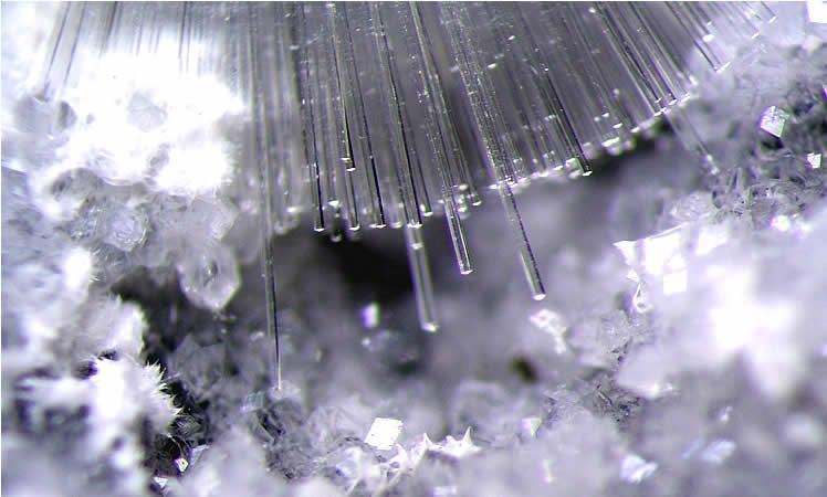 Vogelsberg Mineralien Gaulsberg Natrolith