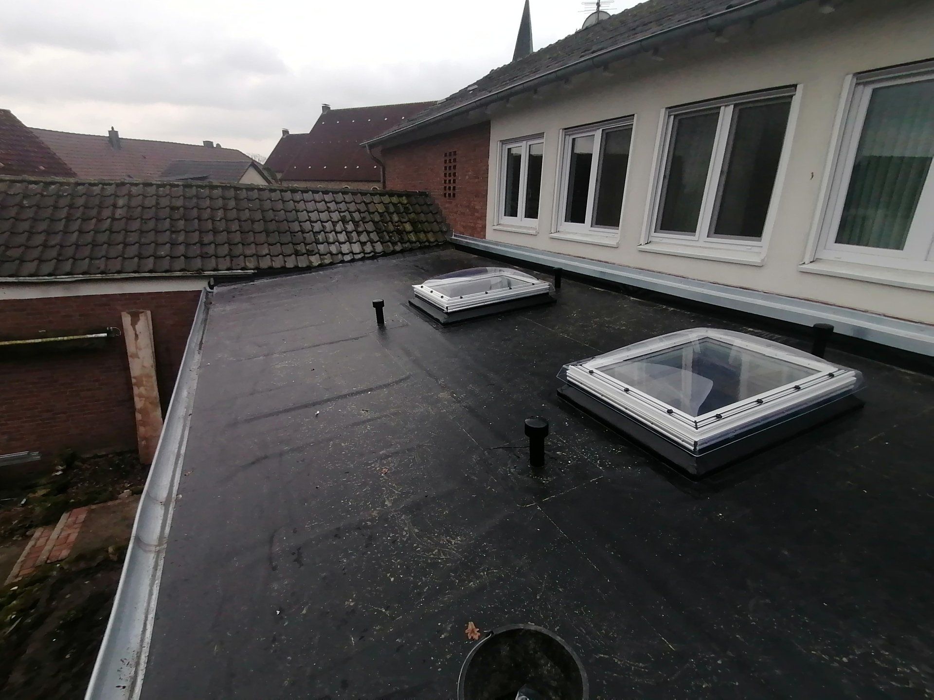 Wintergarten Lichtkuppel Velux Dachrand Dachrinne Zink Wolfin M 1,5 PVC Wurzelfest Wandanschluss Belüftung Lüfter Fleck Schwarz