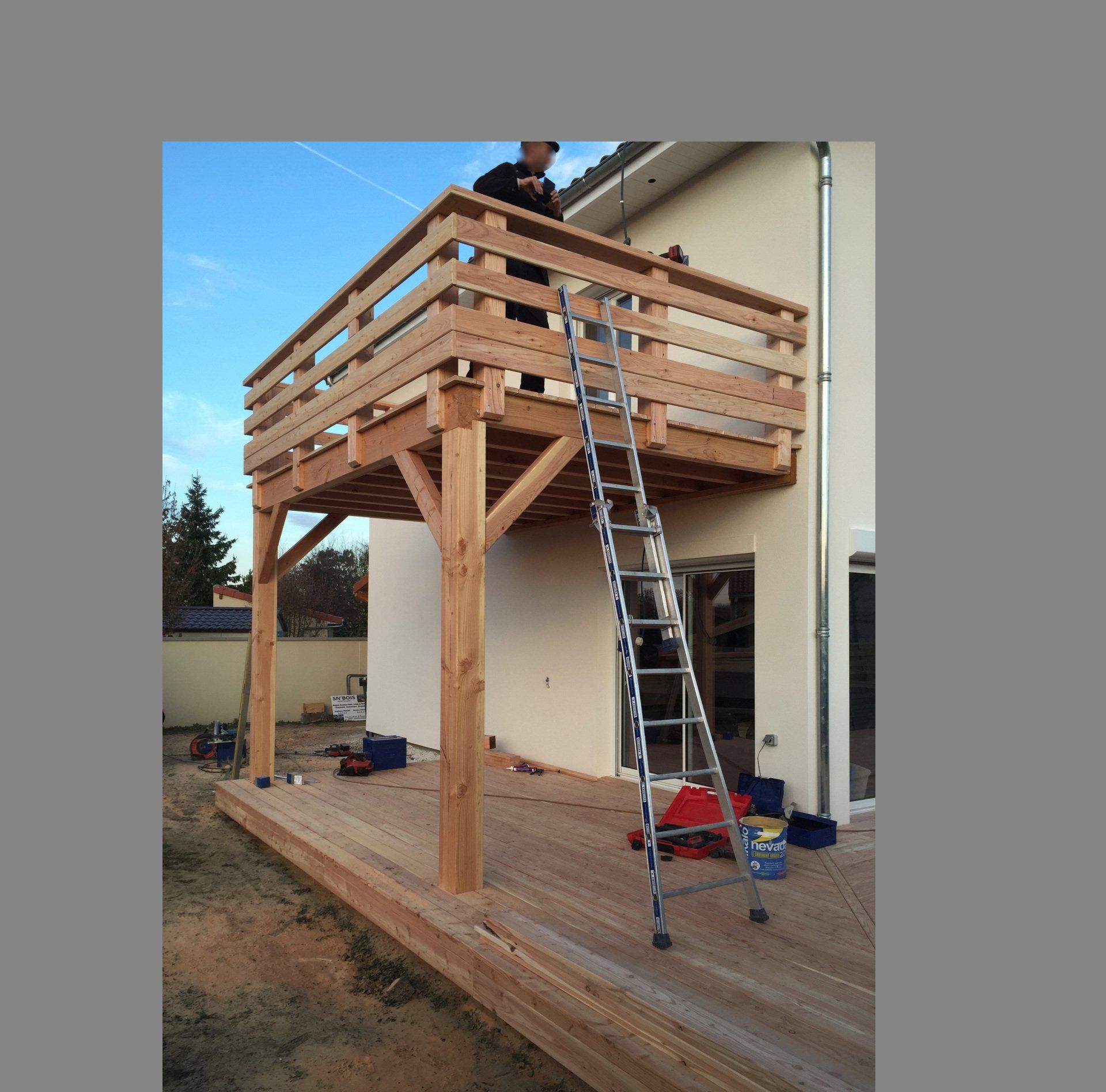 vue terrasse surélevée bois terminée par SN BOIS