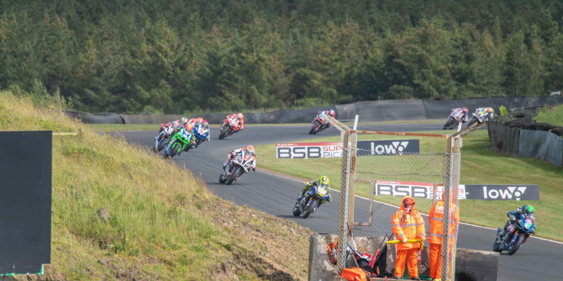 Where to take photos at Knockhill